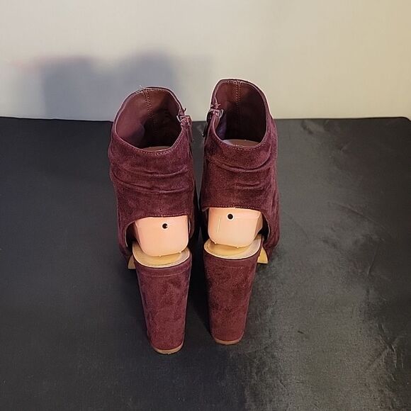 CHARLOTTE RUSSE SUEDE PEEP TOE ANKLE CUTOUT BLOCK HEEL SLOUCH PLASFORM BOOTIE - Picture 8 of 16